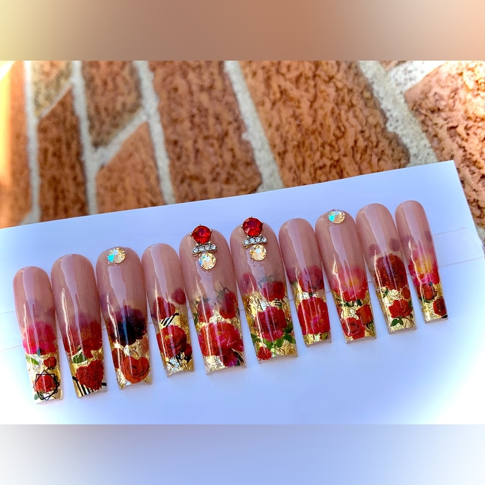 Acrylic press on nails 💅🏽